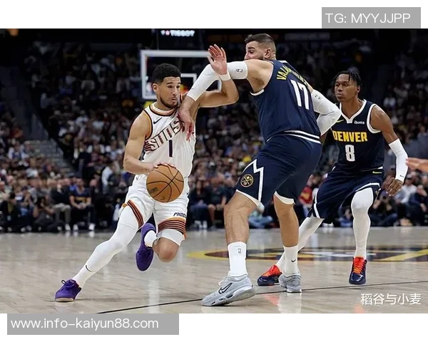 布克追身三分命中却遭裁判无视3加1机会球队分差扩大至20分以上